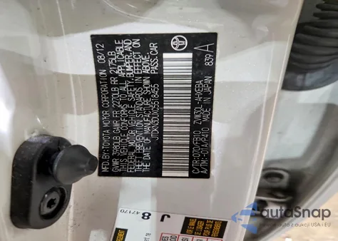 2012 Toyota Prius z USA, uszkodzony, nr VIN JTDKN3DUXC5518455